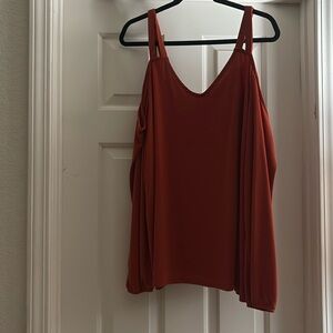 Torrid, cold shoulder size 3
